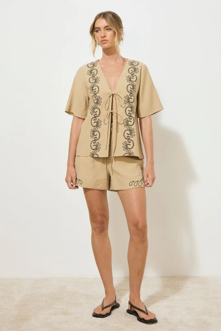 Rosario Shorts - Neutral / Black