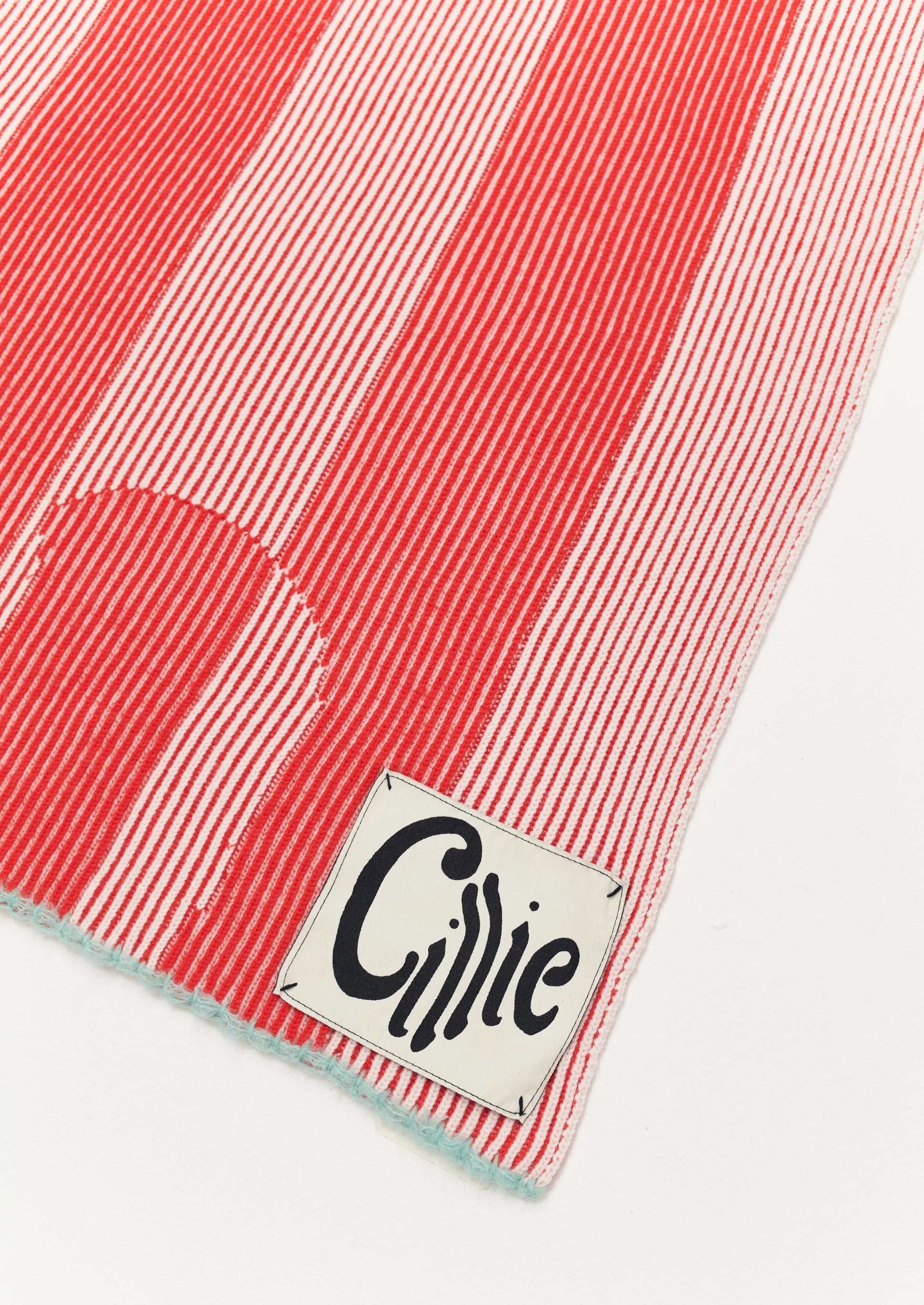 Knitted Inverse Throw - Candy Cane