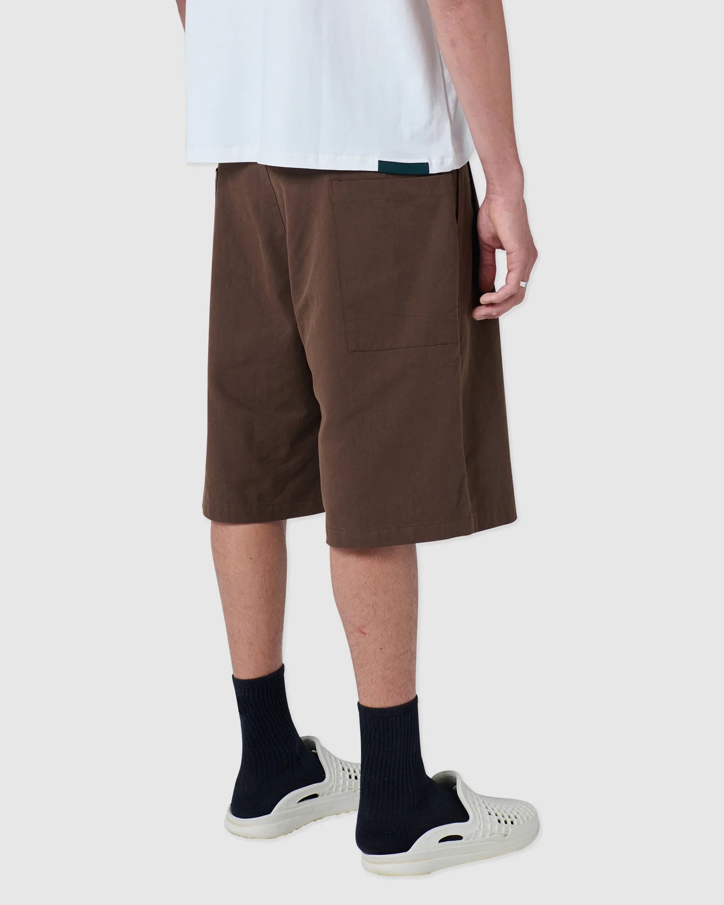 Pleat Short - Chocolate