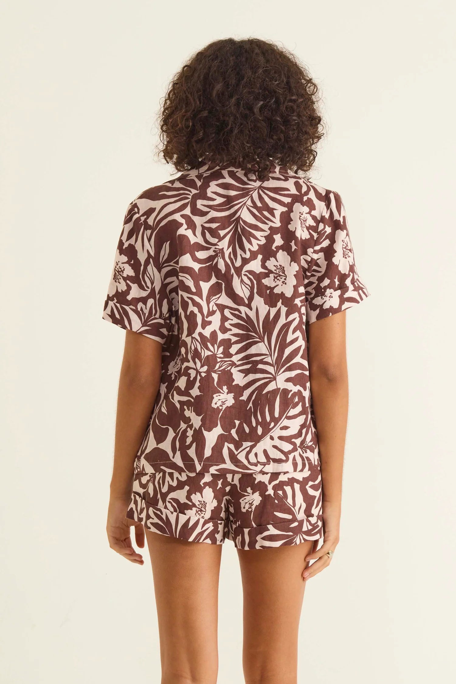 Oasis S/S Shirt - Chocolate