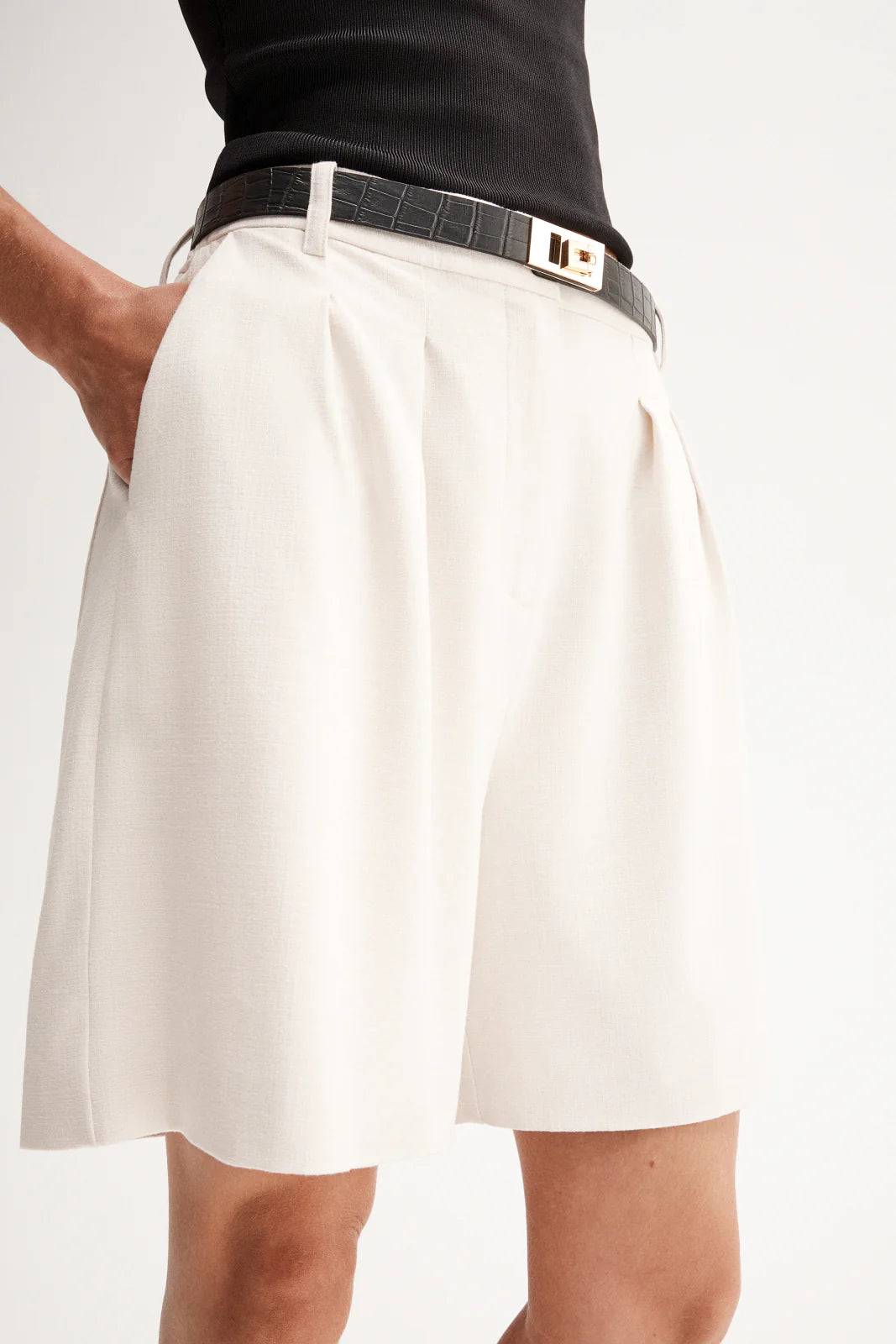 Manon Short - Ecru