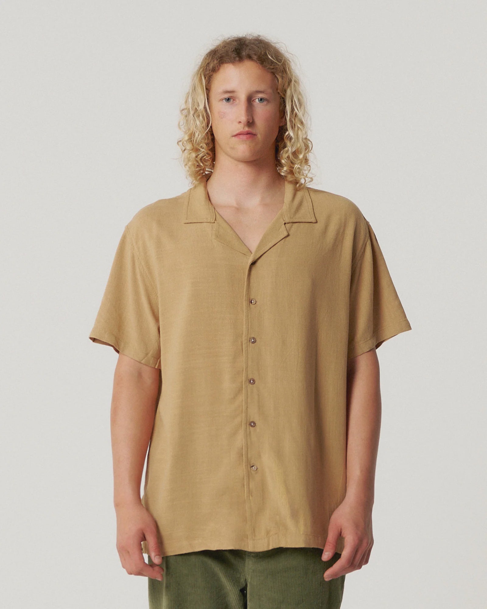 Ernie Shirt - Tan