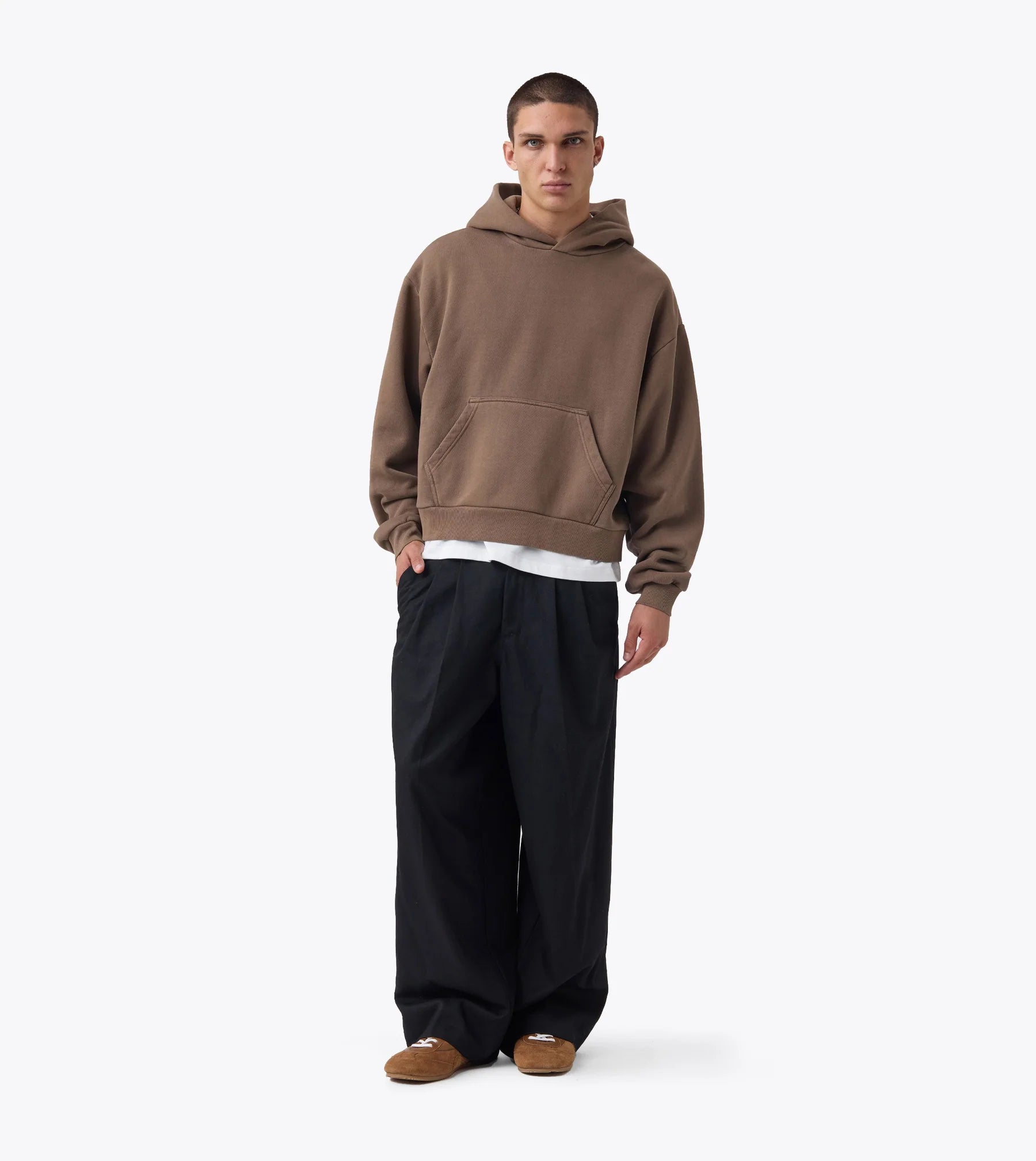 Box Crop Hood - Chocolate