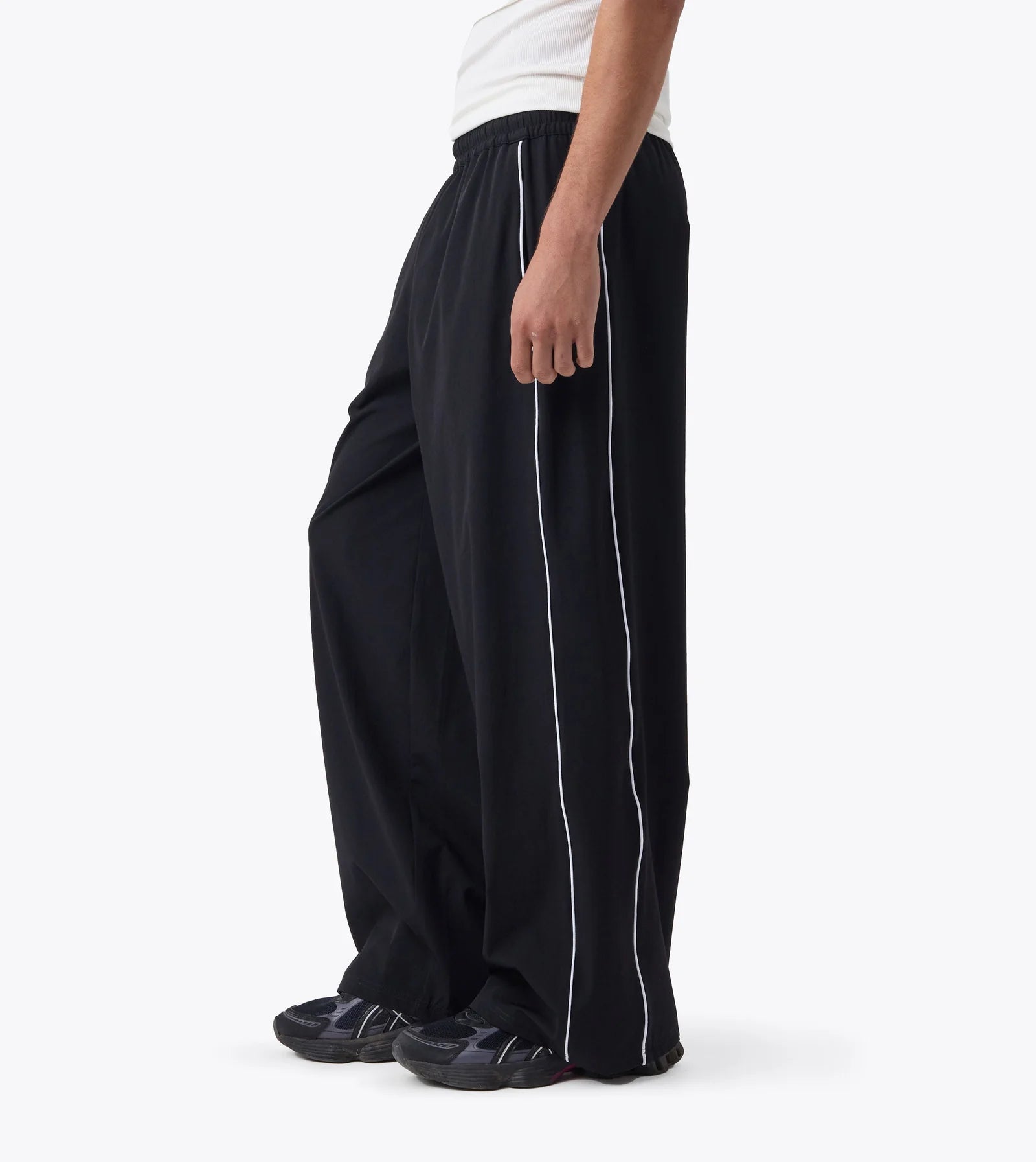Piping Track pant - Black