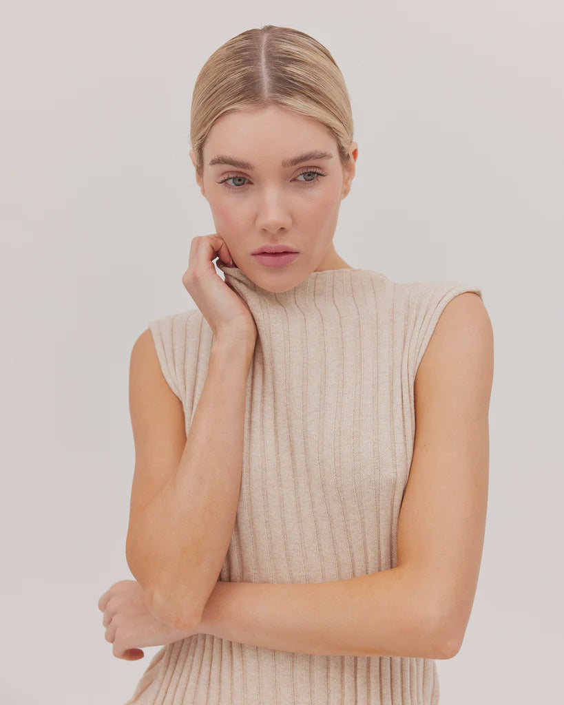 The Ribbed Funnel Neck - Jute