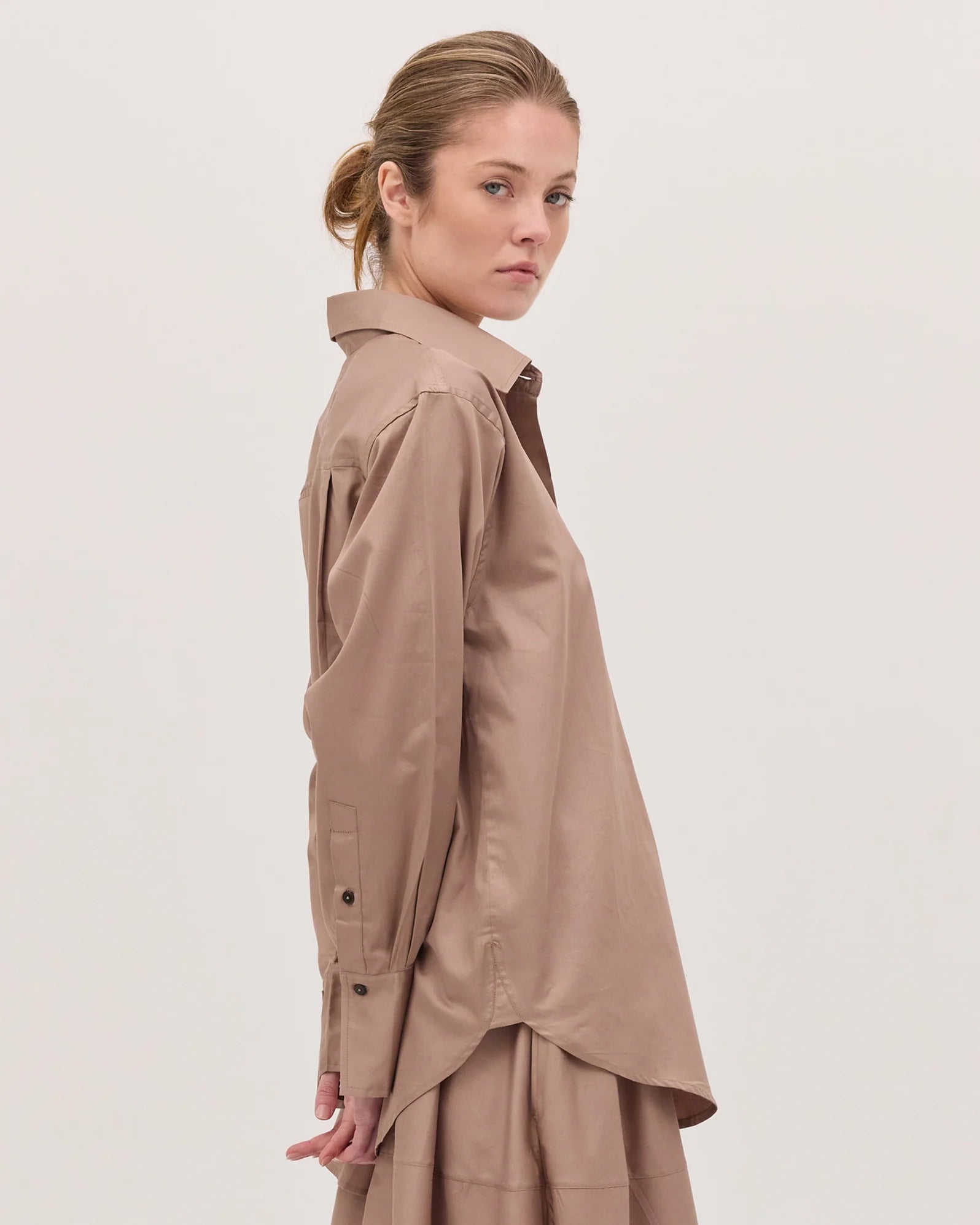 The Classic Shirt - Mocha
