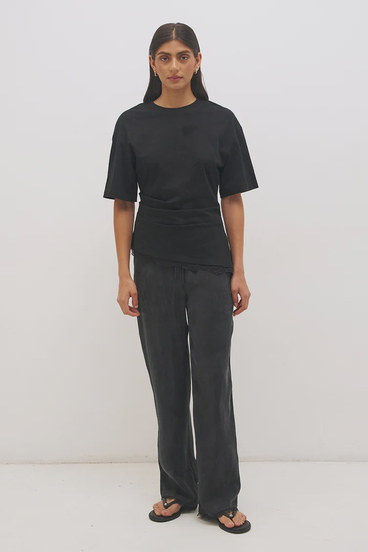Liora T-Shirt - Black