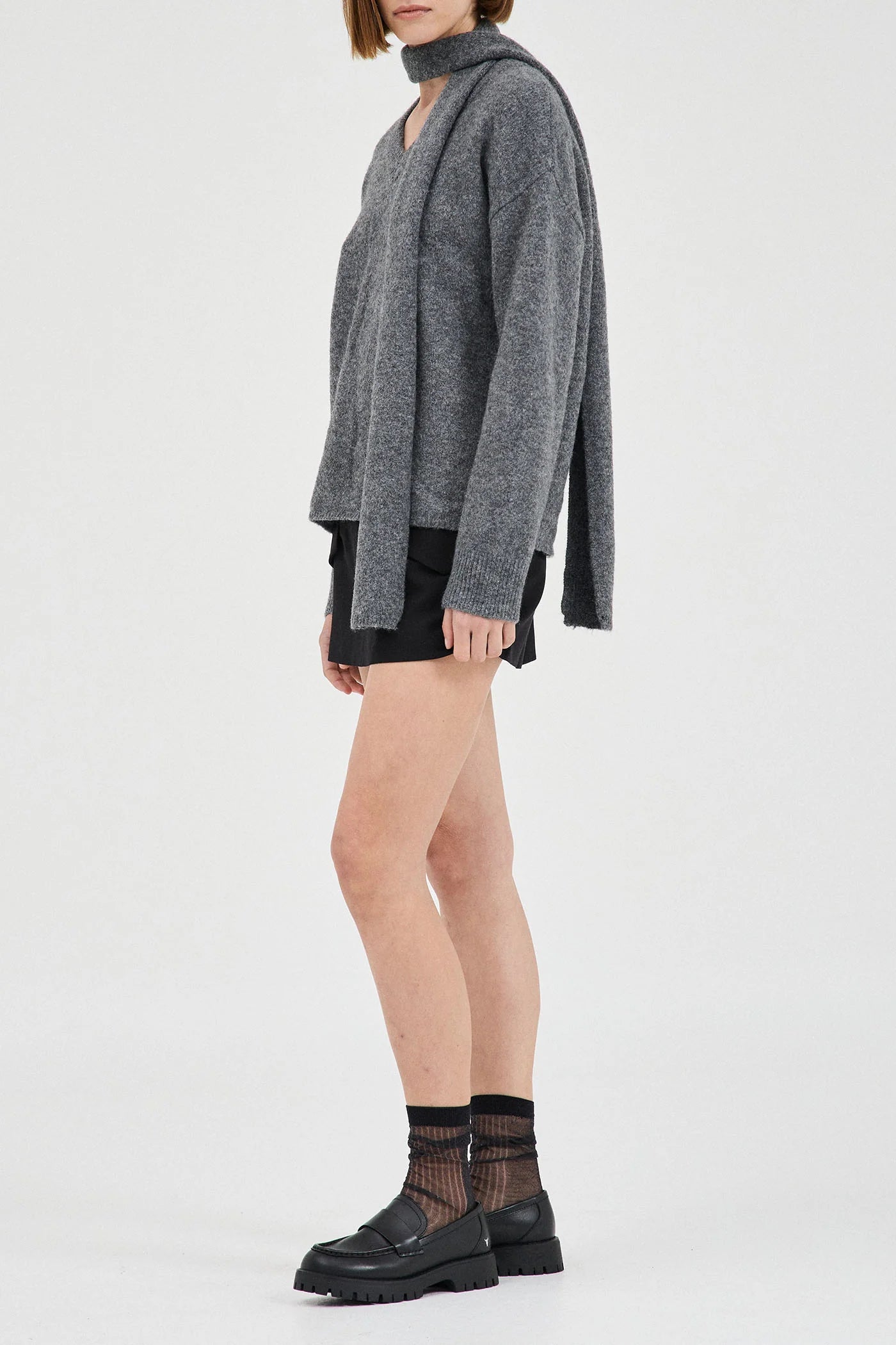 Basic V Neck Knit with Tie - Grey