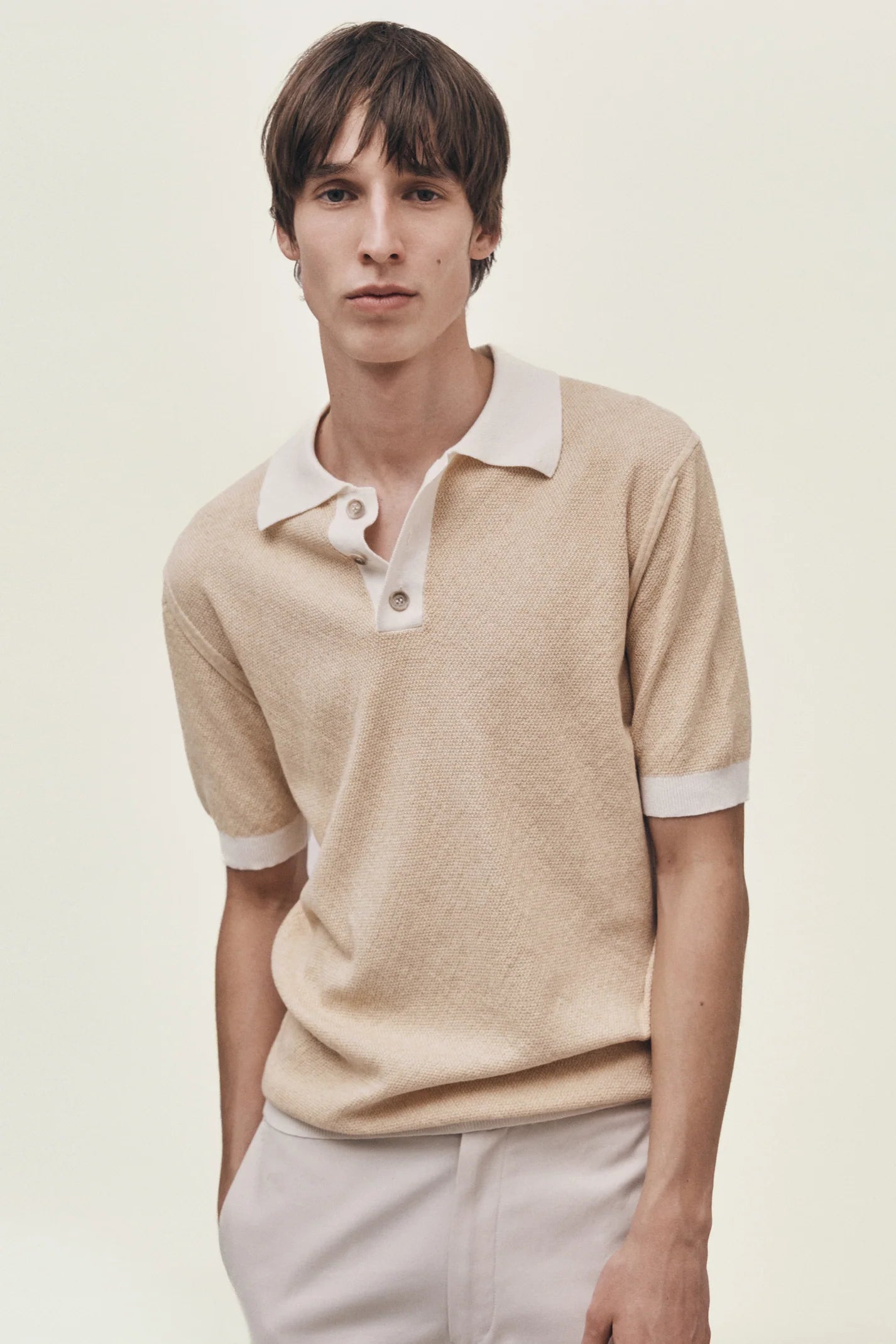 Knitted Polo - Contrast Buttery
