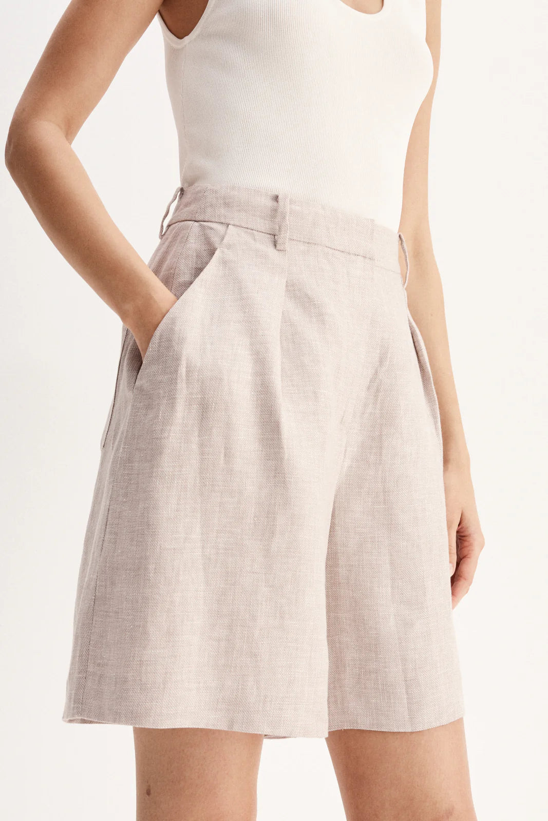 Harlow Short - Natural