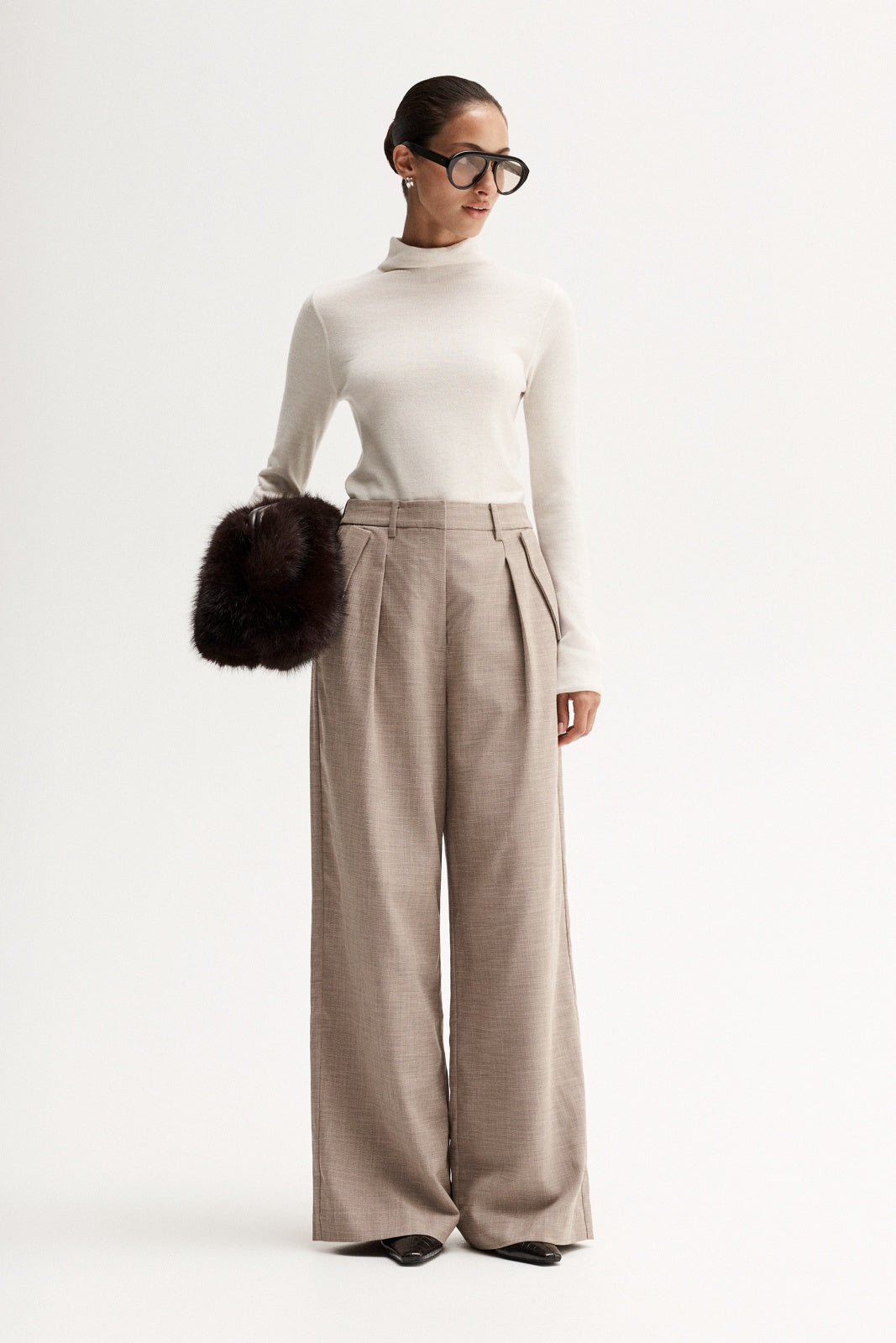 Kaia Pant - Sand