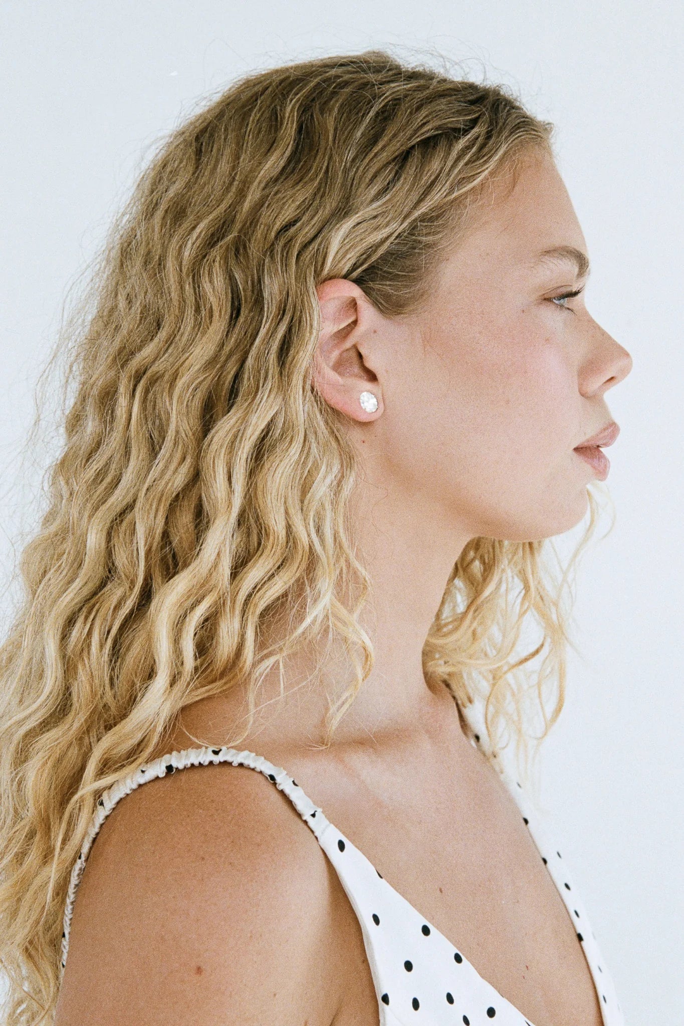 Oval Studs - 2 Ct