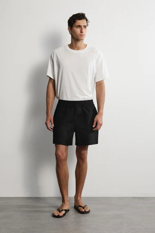The Zinny Short - Black