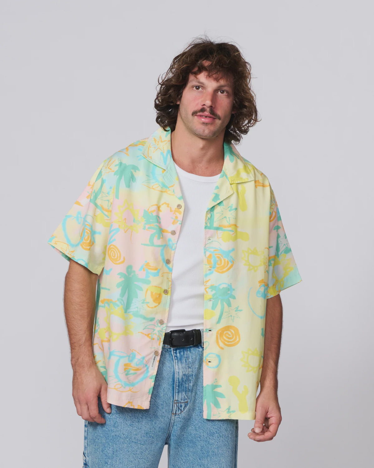 Scribbles Resort S/S Shirt - Pastel