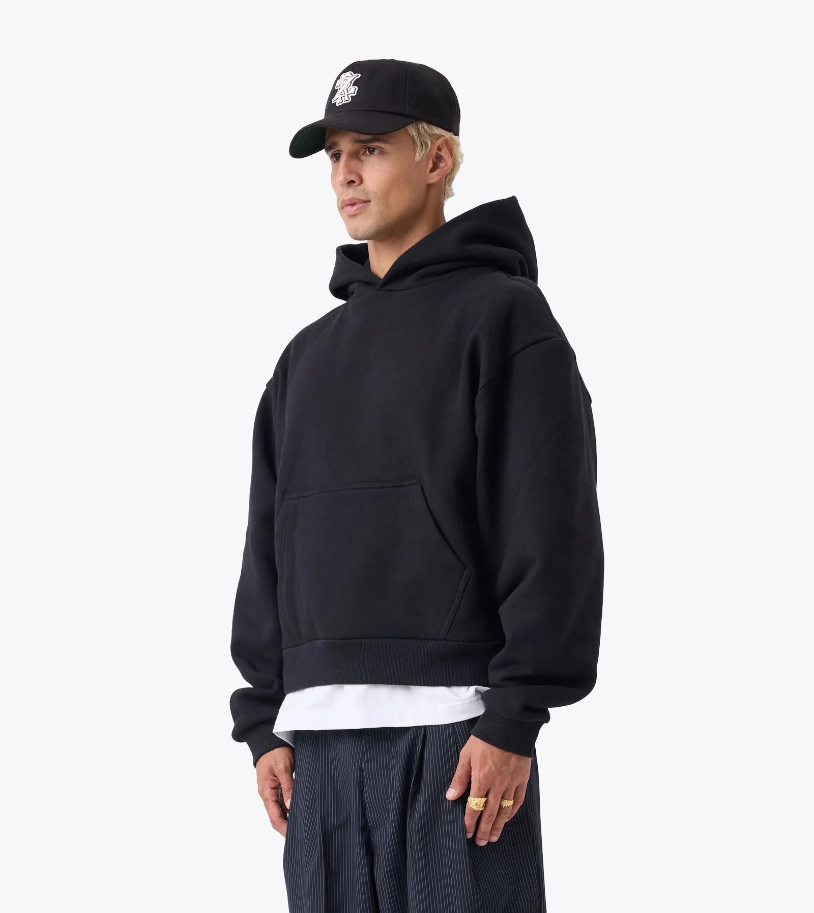 Box Crop Hood - Black