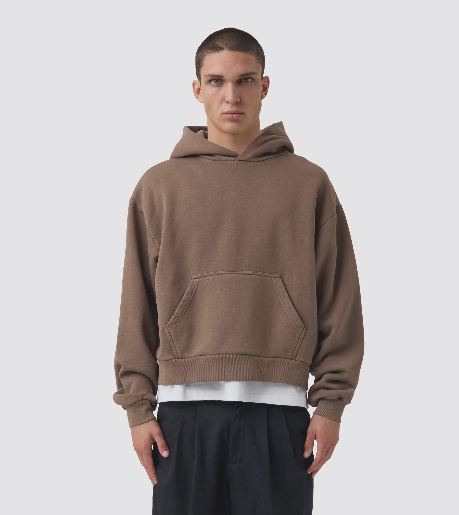 Box Crop Hood - Chocolate