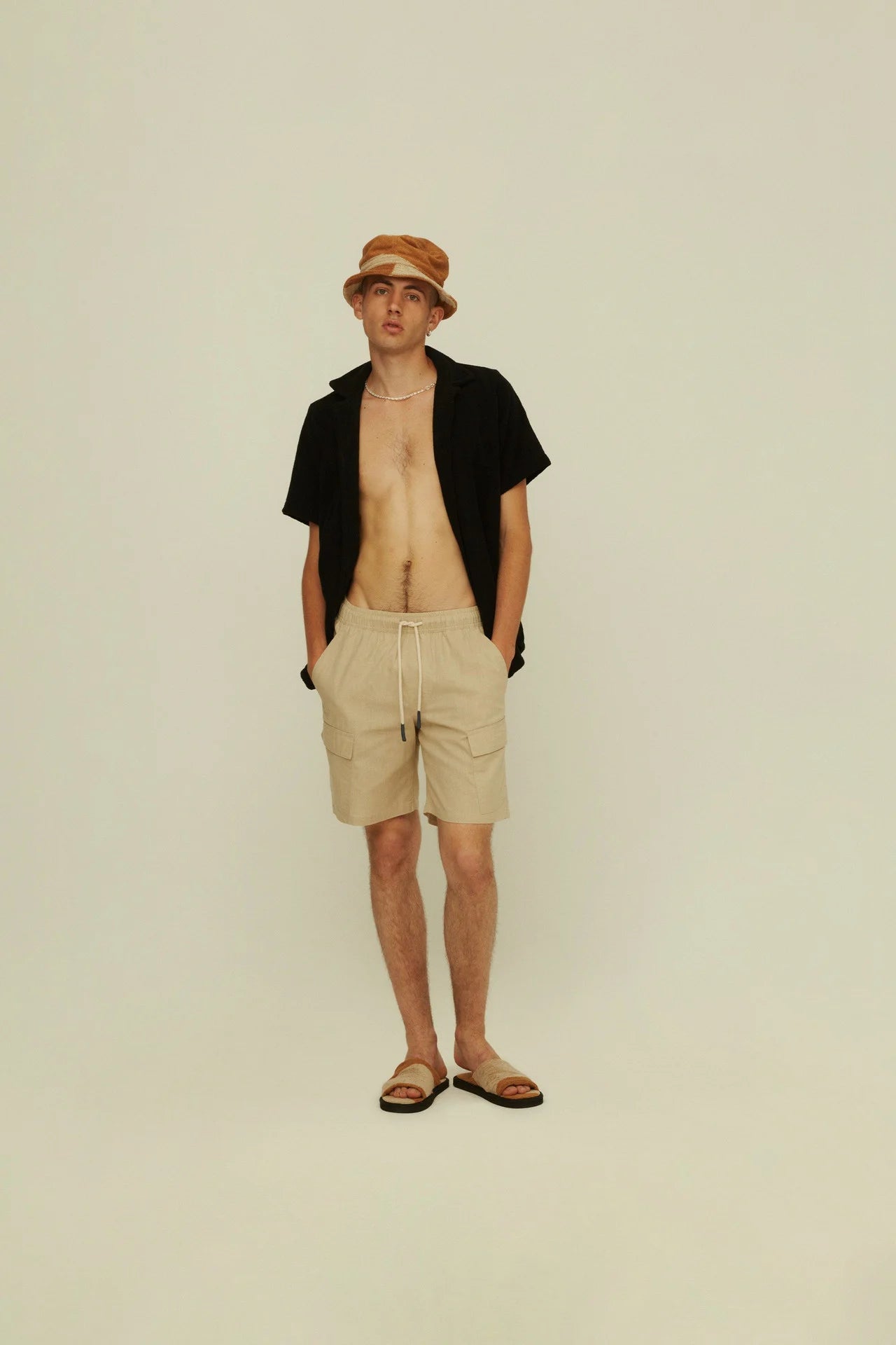 Cargo Linen Shorts - Beige